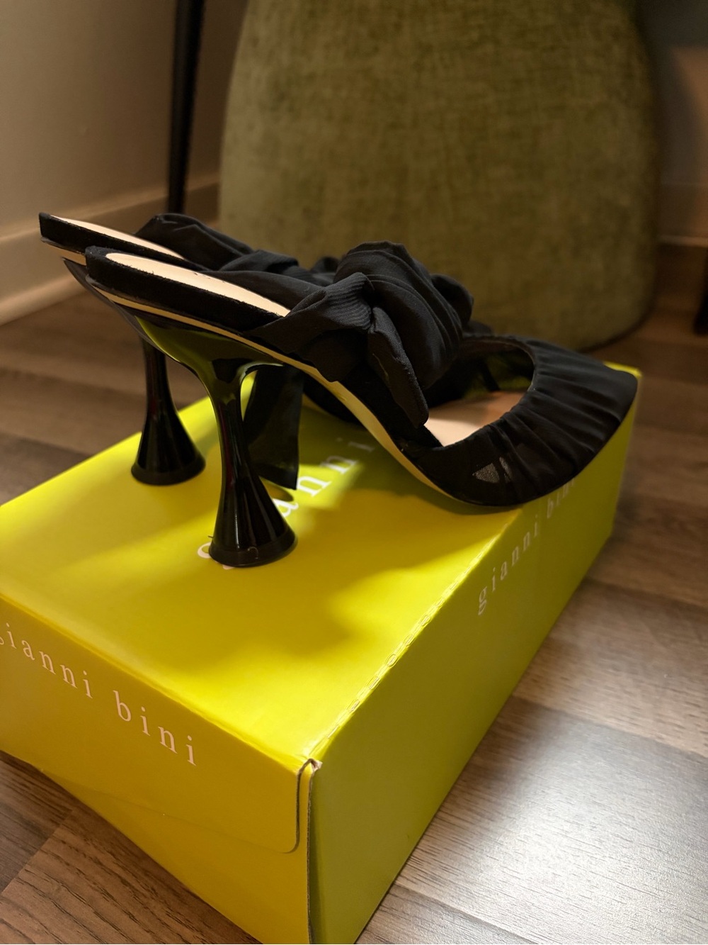 Black Gianni Bini Heels - Picture 6 of 8